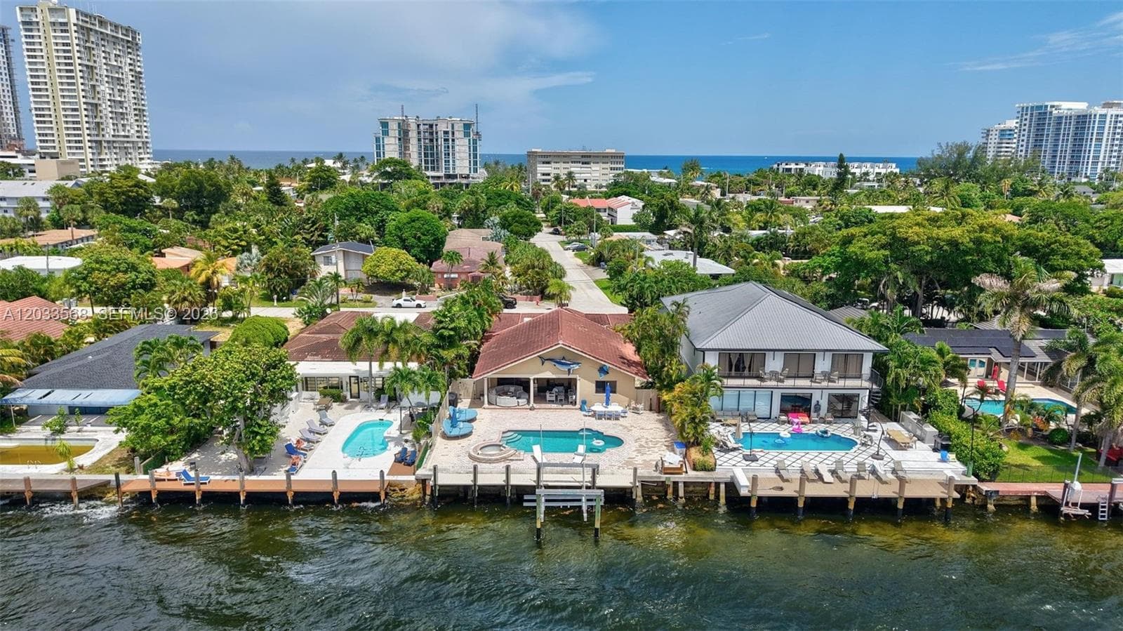 317 S Riverside Dr photo 12