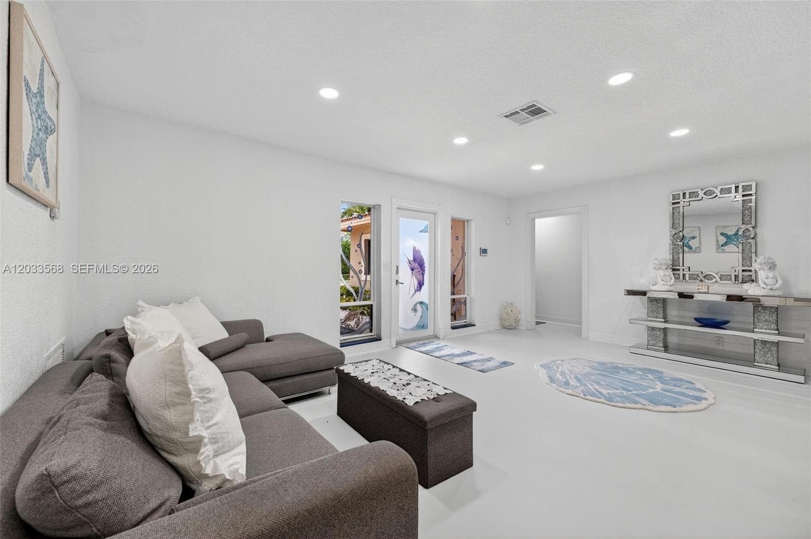 317 S Riverside Dr photo 22