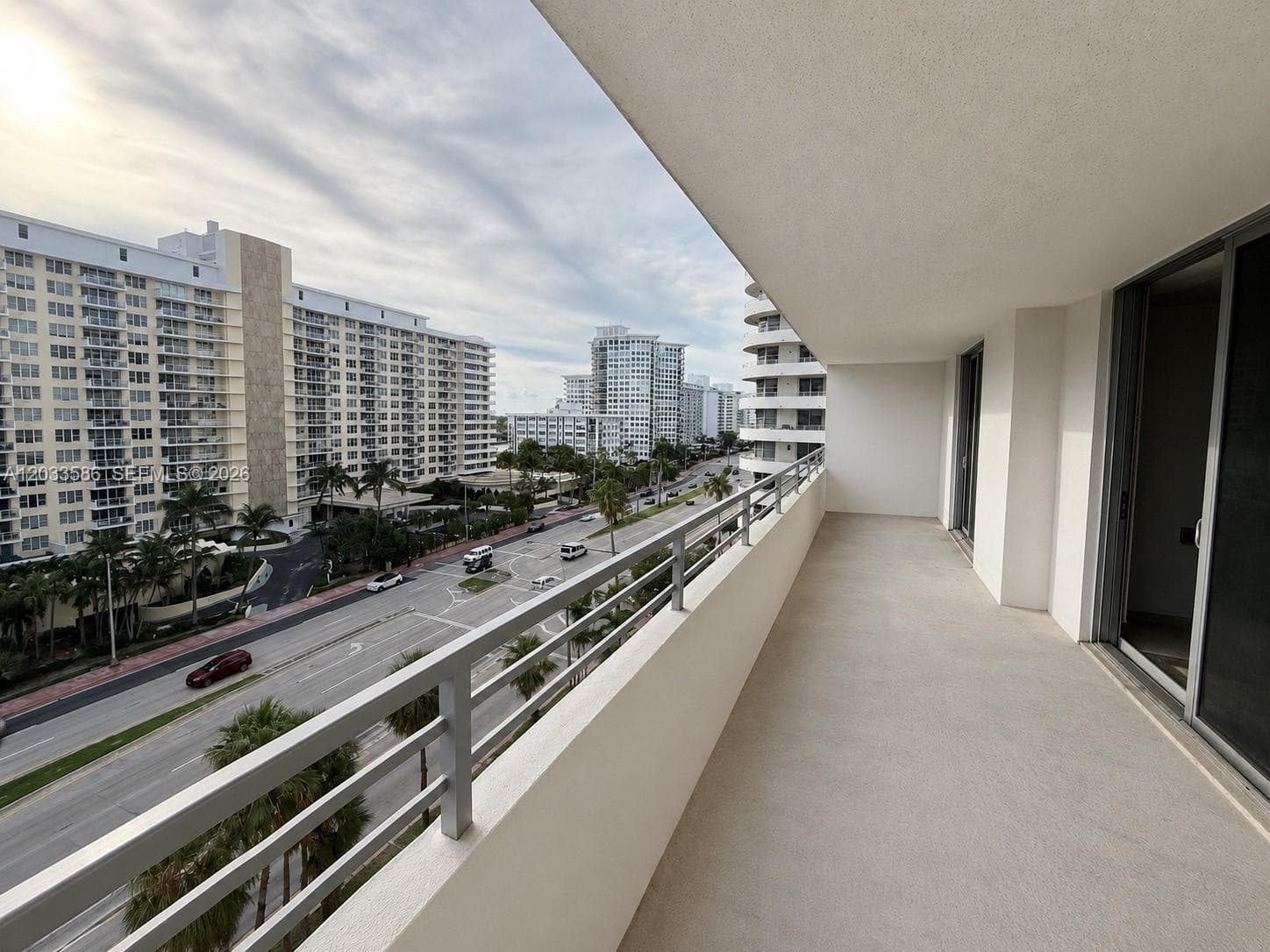 5555 Collins ave 9V photo 18