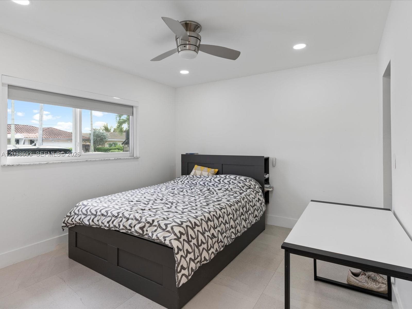 3325 NE 167th St 3325 photo 16