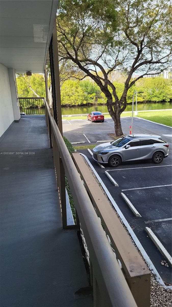 3401 N Country Club Dr 211 photo 20