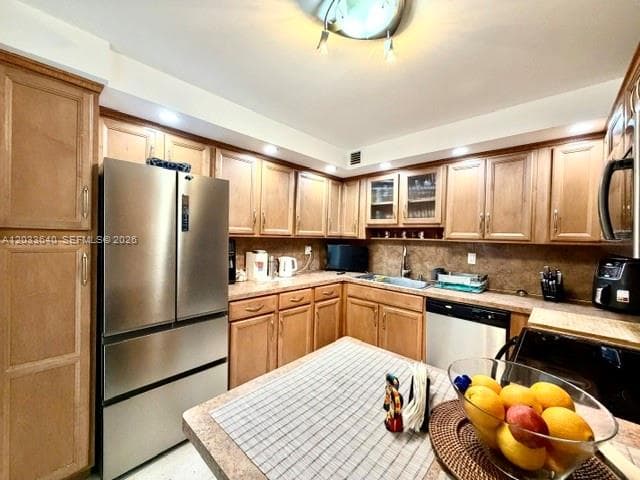 2450 NE 135th St 704 photo 11