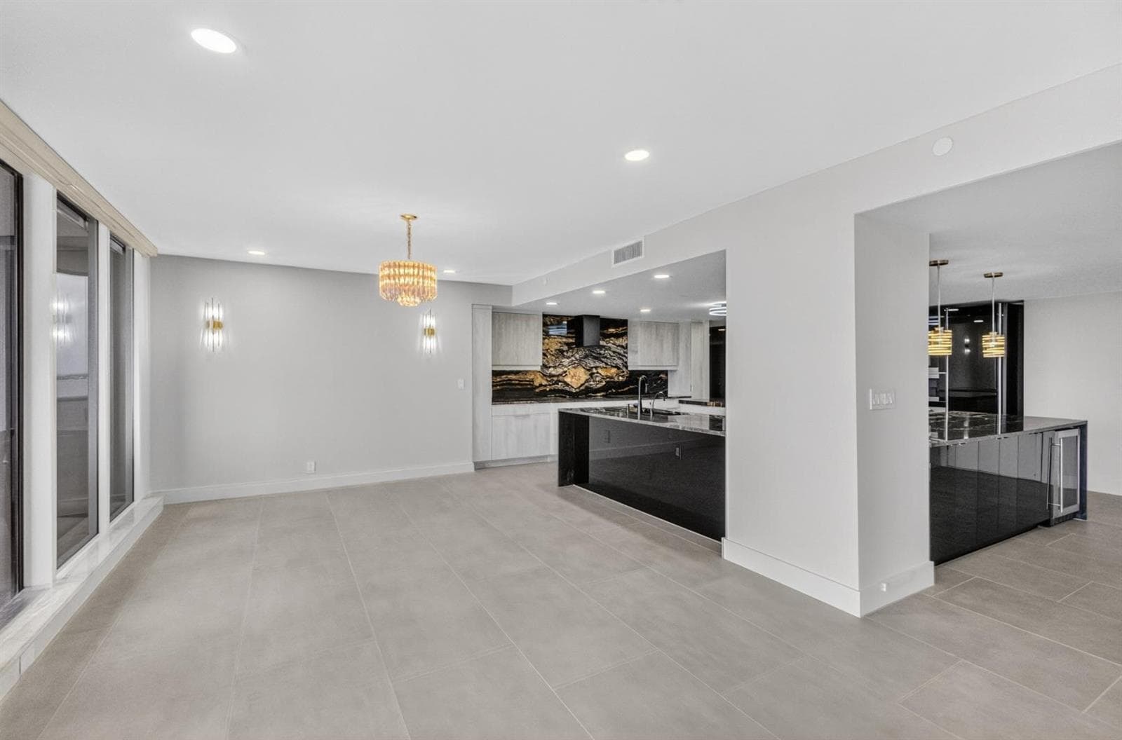 100 Lakeshore Drive 1755 photo 22
