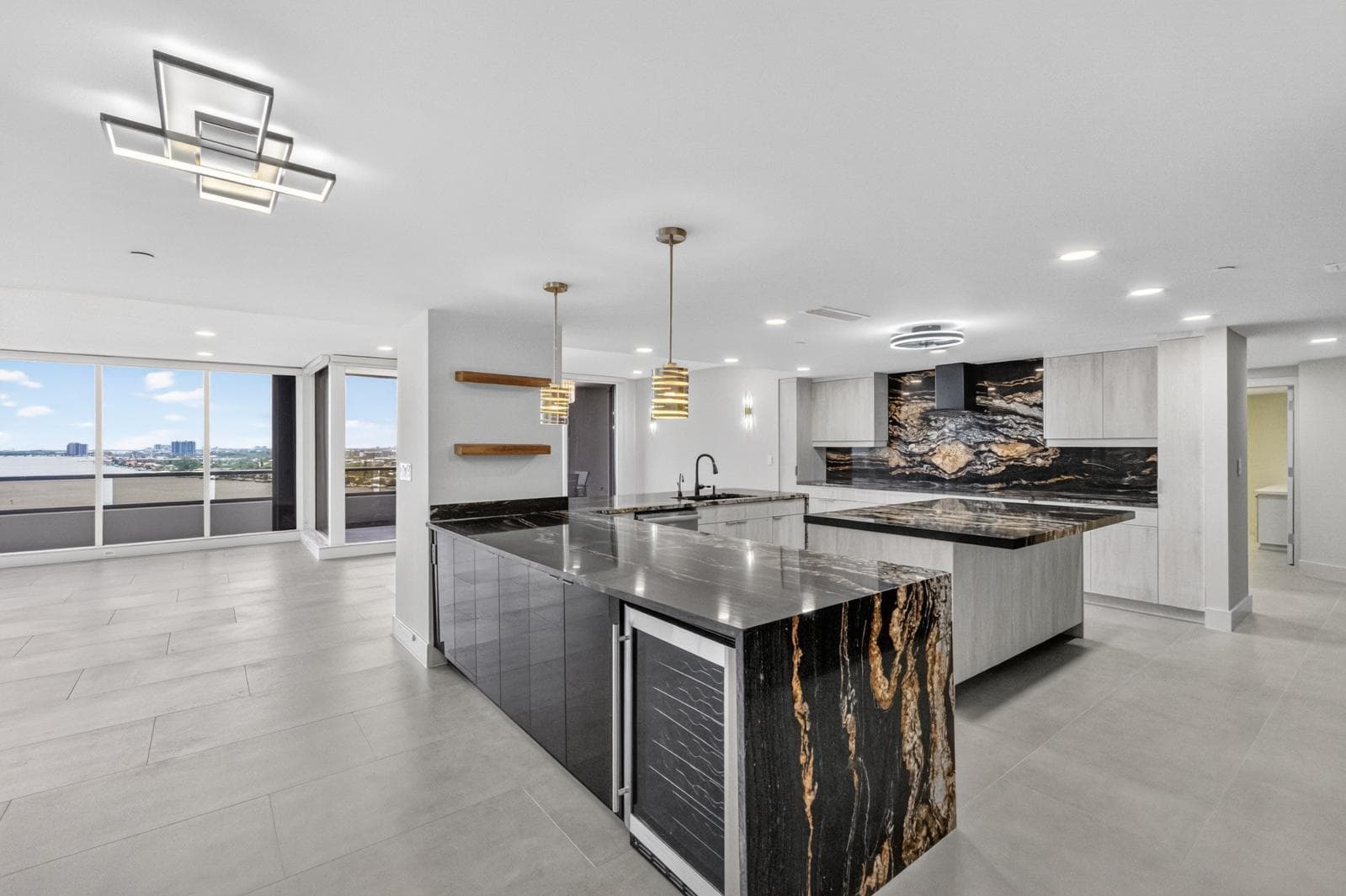 100 Lakeshore Drive 1755 photo 10