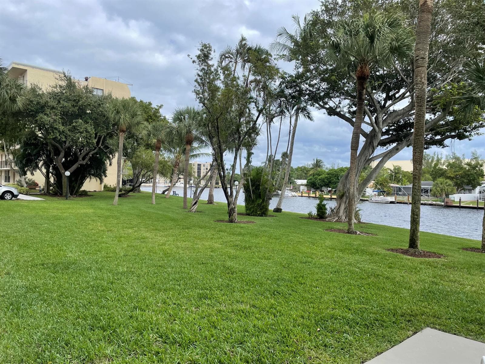 14 Royal Palm Way 204 photo 16