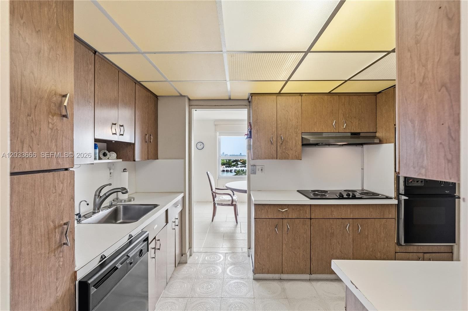 9102 W Bay Harbor Dr 10C photo 11