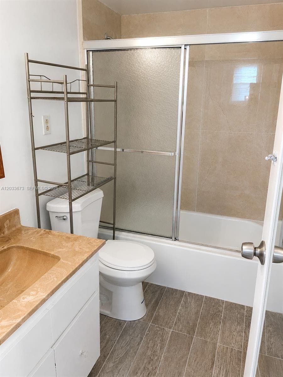 16465 NE 22nd Ave 206 photo 6