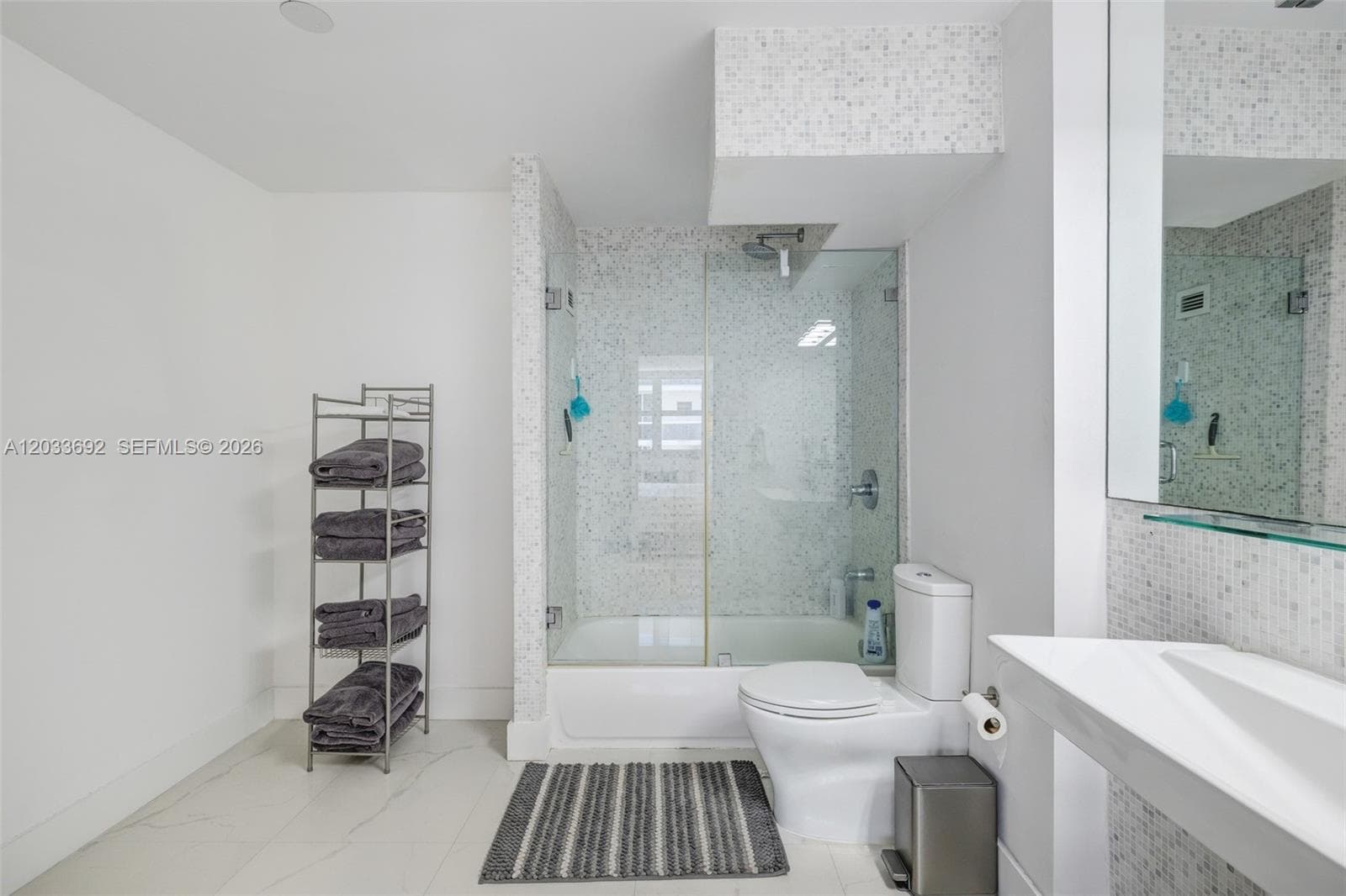 9511 Collins Ave 1211 photo 12