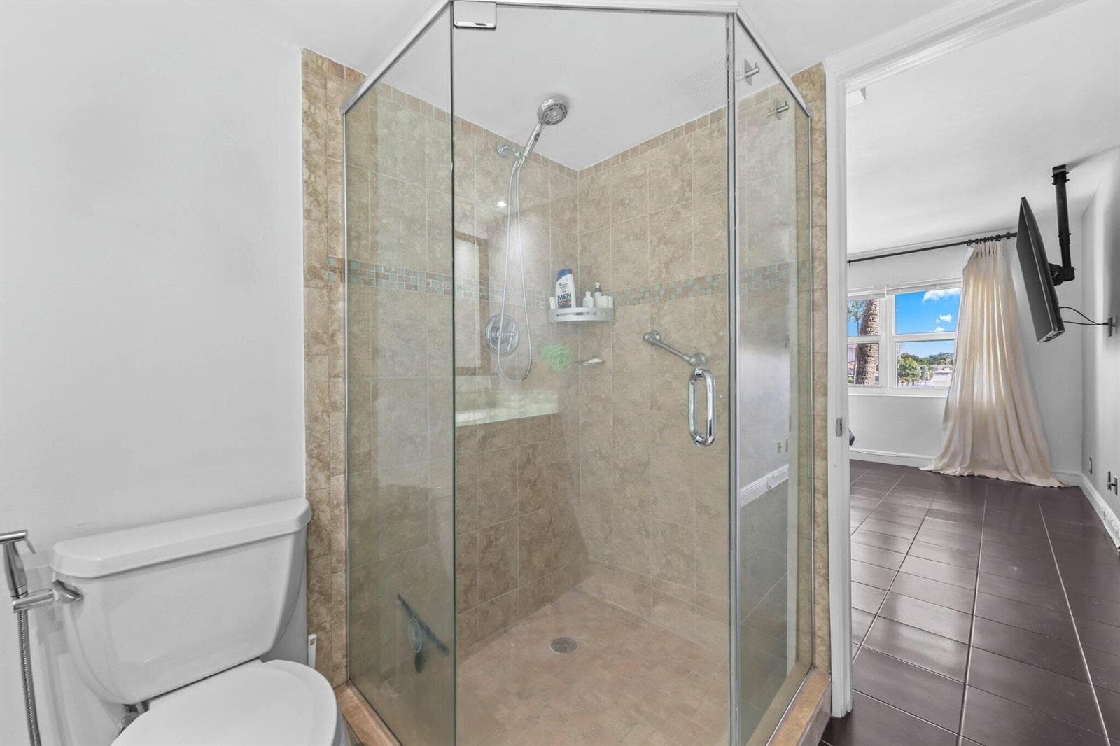3121 NE 51st Street 204e photo 24