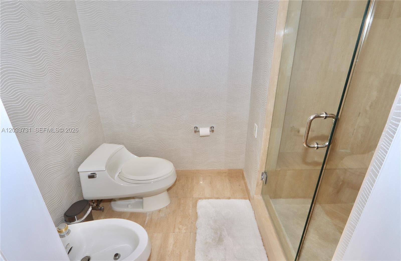7000 Island Blvd 2605 photo 5