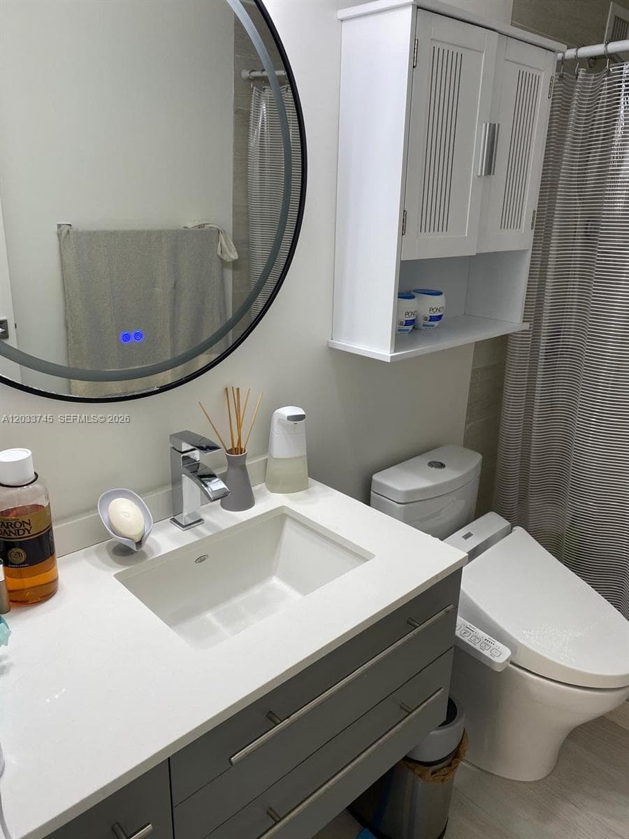 5601 Collins Ave 622 photo 7