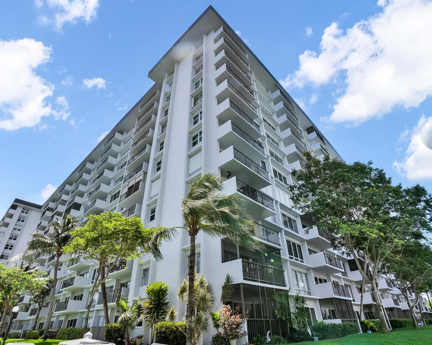 801 S Federal Highway Ph21 photo 17