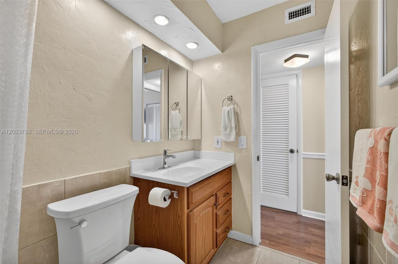 112 Doolen Ct 306 photo 17