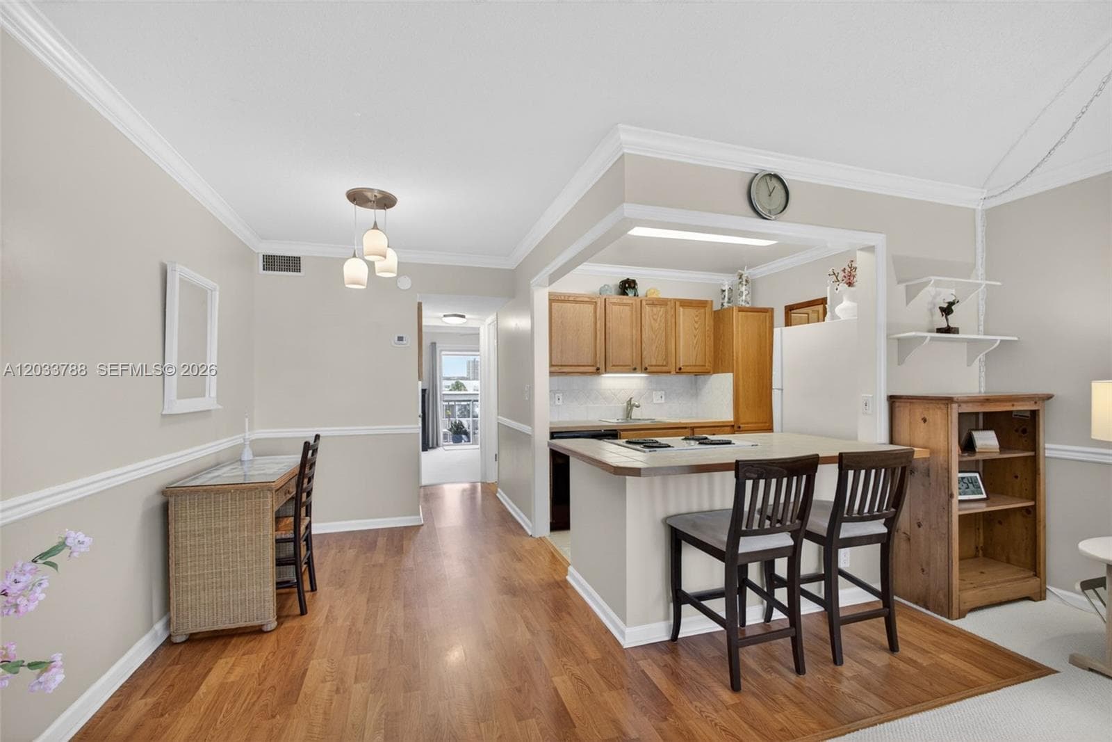 112 Doolen Ct 306 photo 3