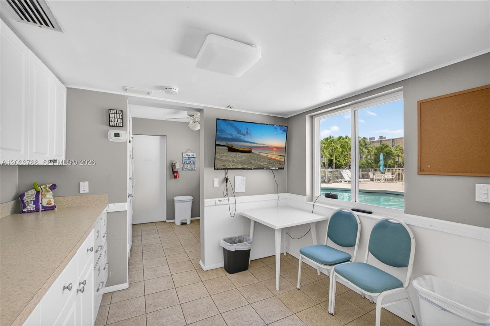 112 Doolen Ct 306 photo 24