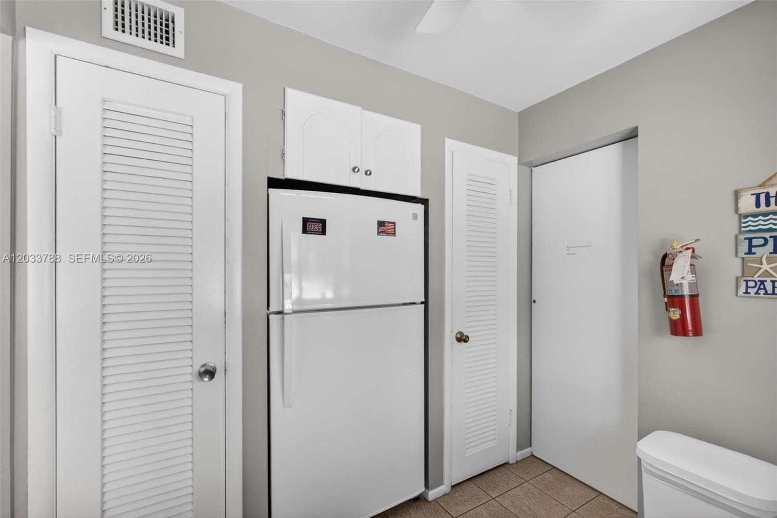 112 Doolen Ct 306 photo 25