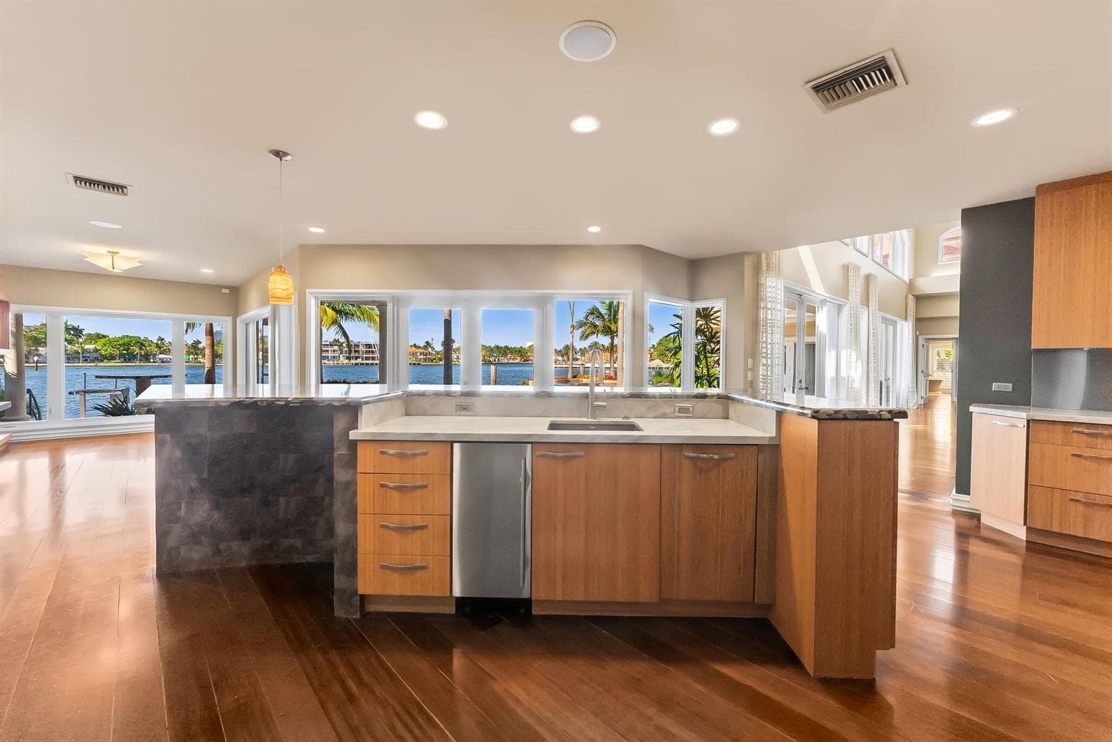3 Isla Bahia Drive photo 18