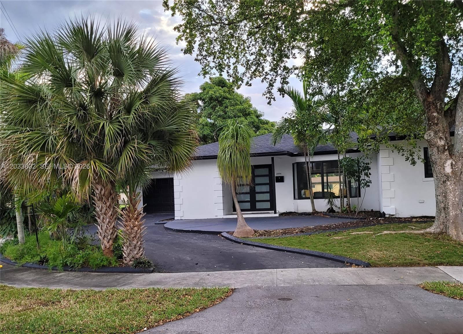 2856 NW 10th Ave photo 16