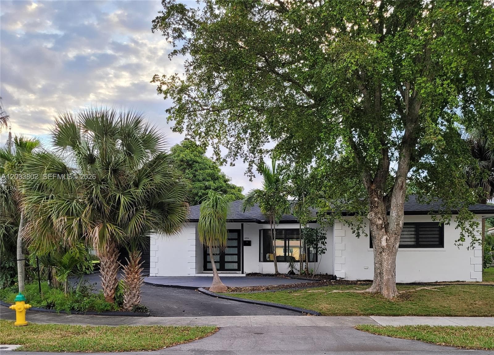 2856 NW 10th Ave photo 15