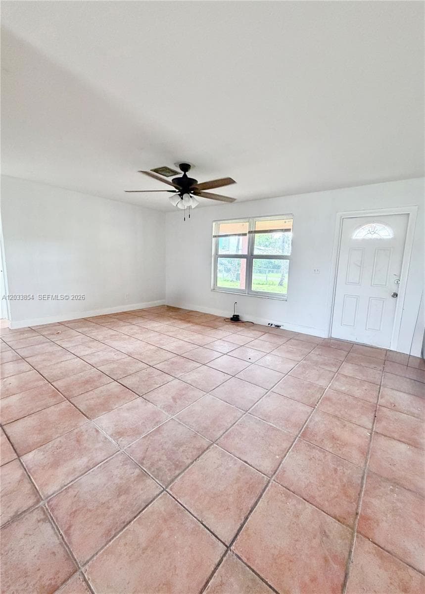 4540 SW 43rd Ave 4540 photo 5