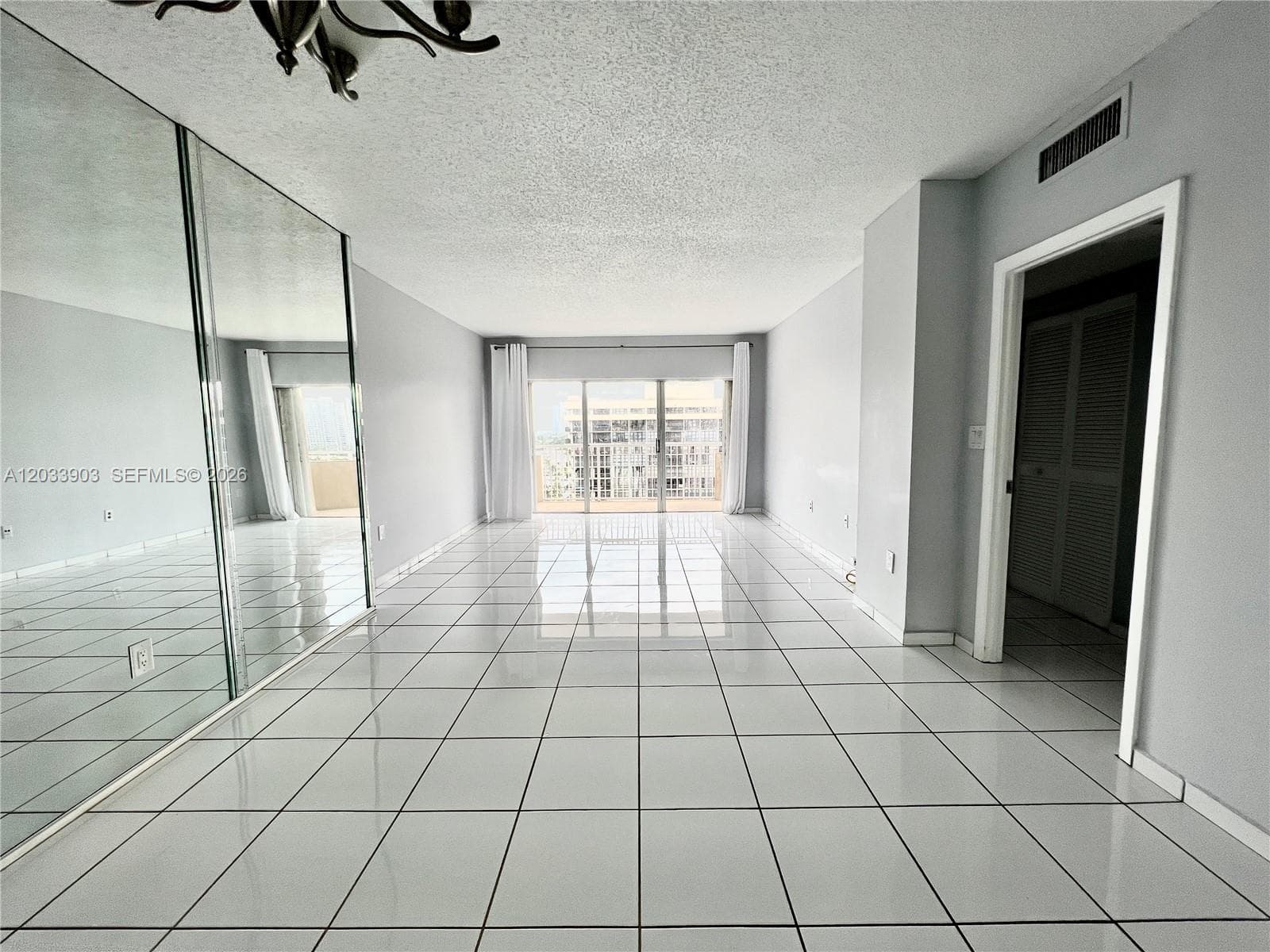 1985 S Ocean Dr 12N photo 3