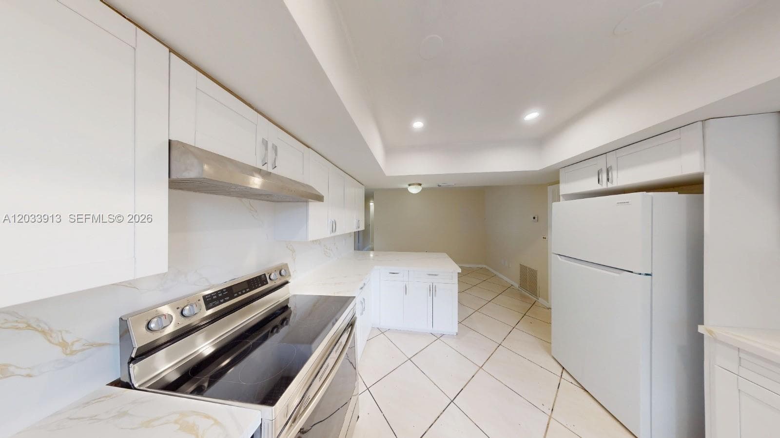 7882 Grand Canal Dr 7882 photo 2