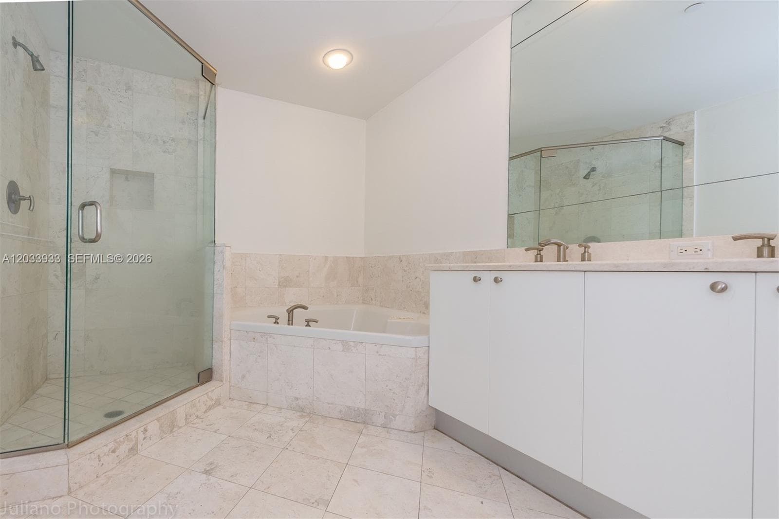 901 BRICKELL KEY BL 2206 photo 14