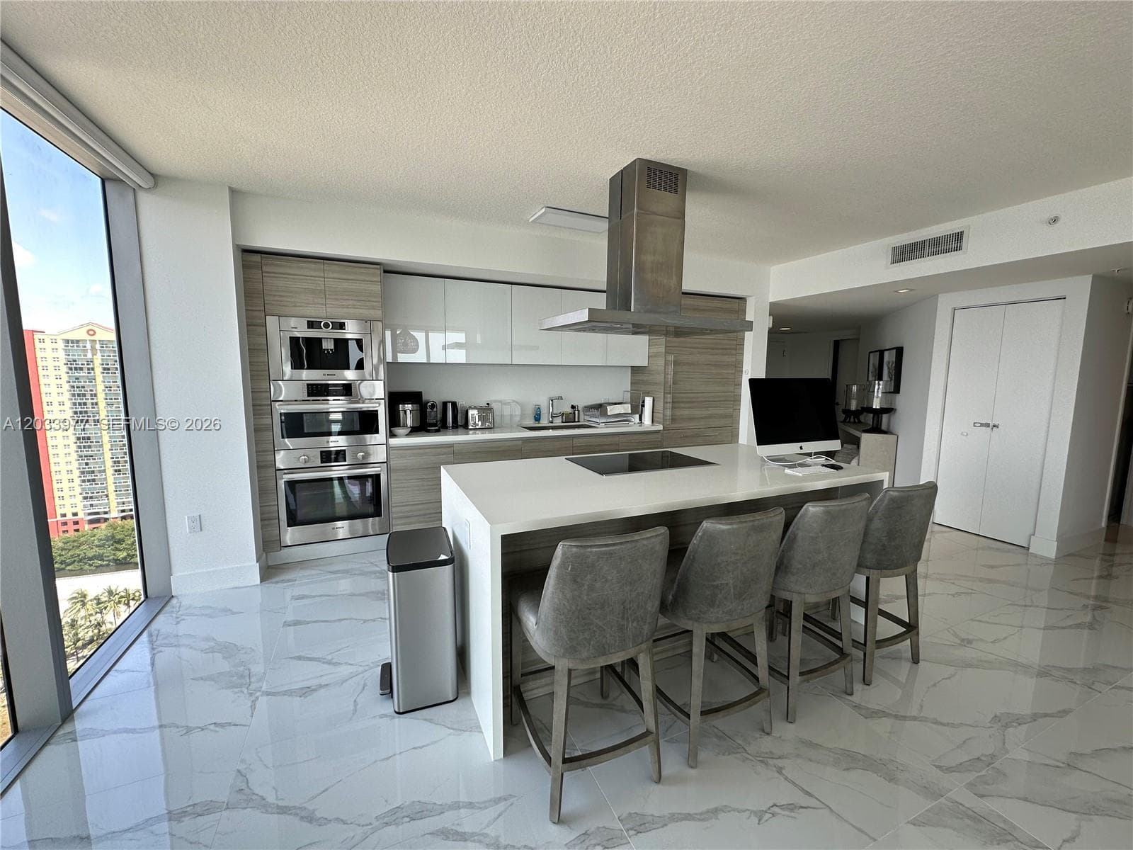 330 Sunny Isles Blvd 5-2002 photo 20