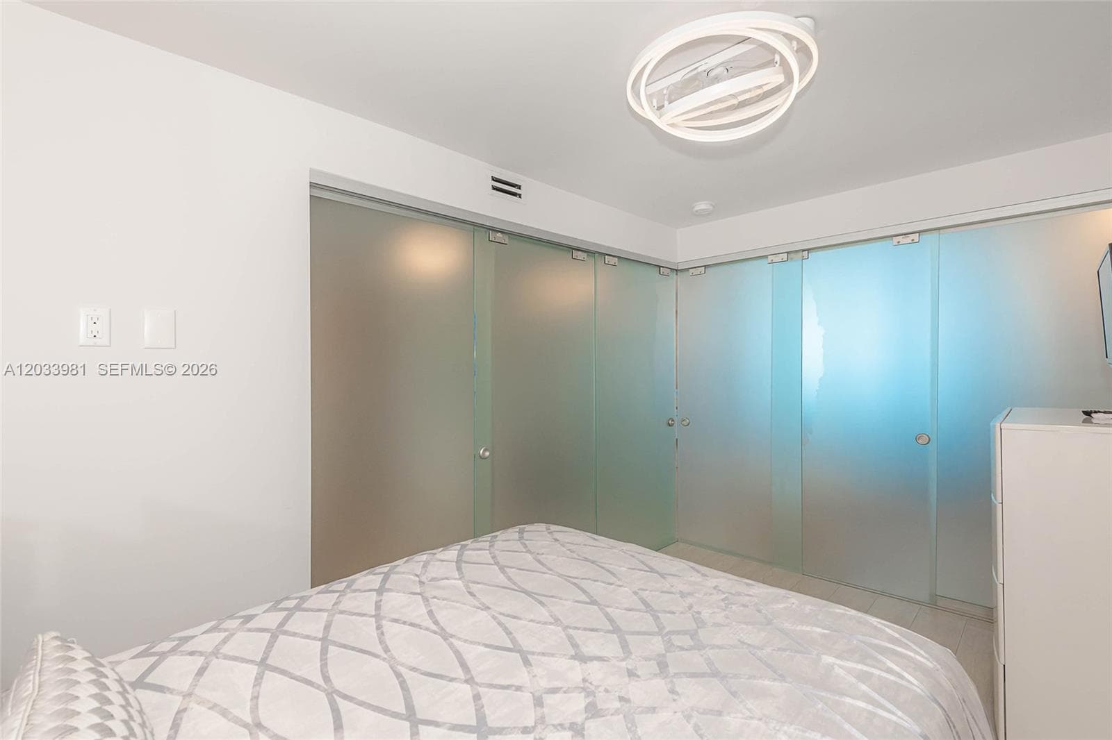 2301 Collins Ave 941 photo 17