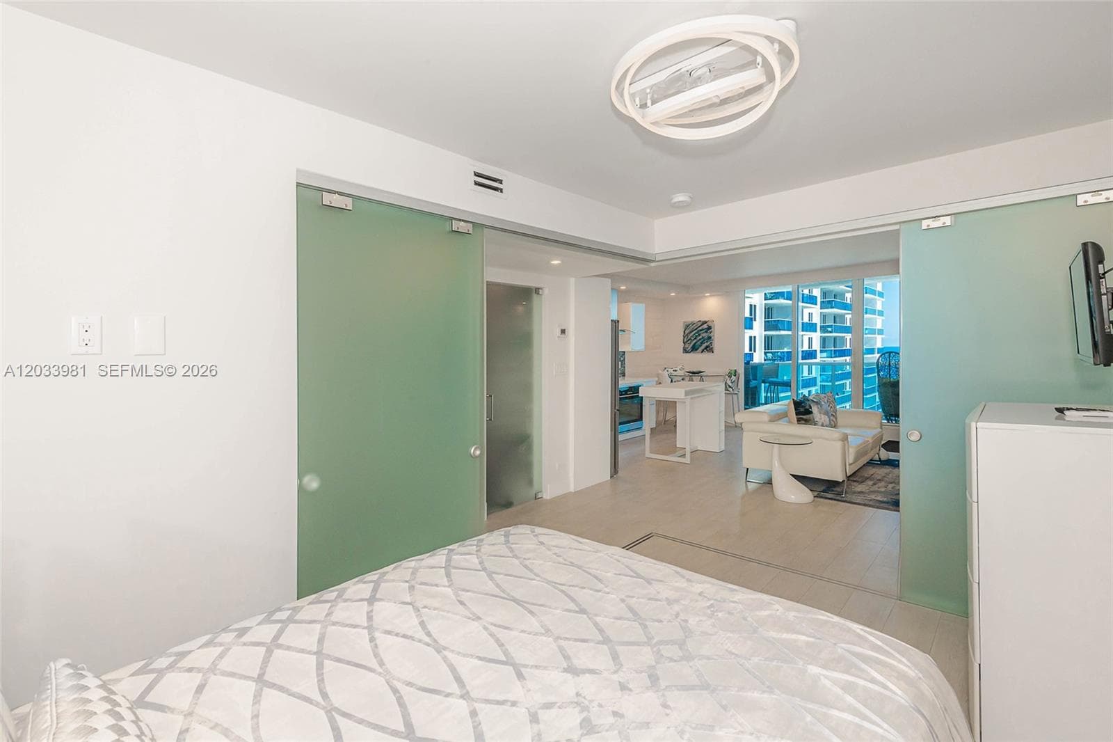 2301 Collins Ave 941 photo 15