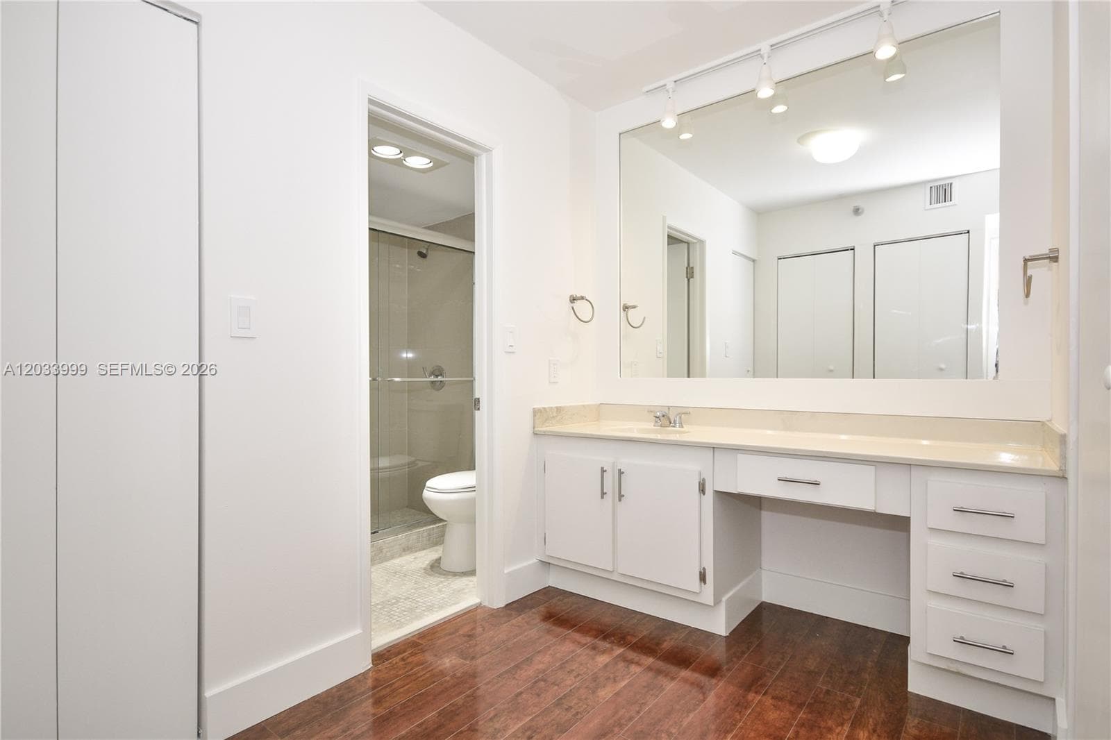 20505 E Country Club Dr 237 photo 11