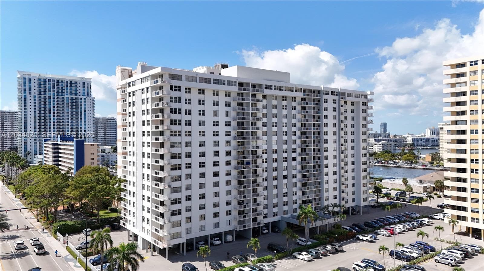 1849 S Ocean Dr 407 photo 11