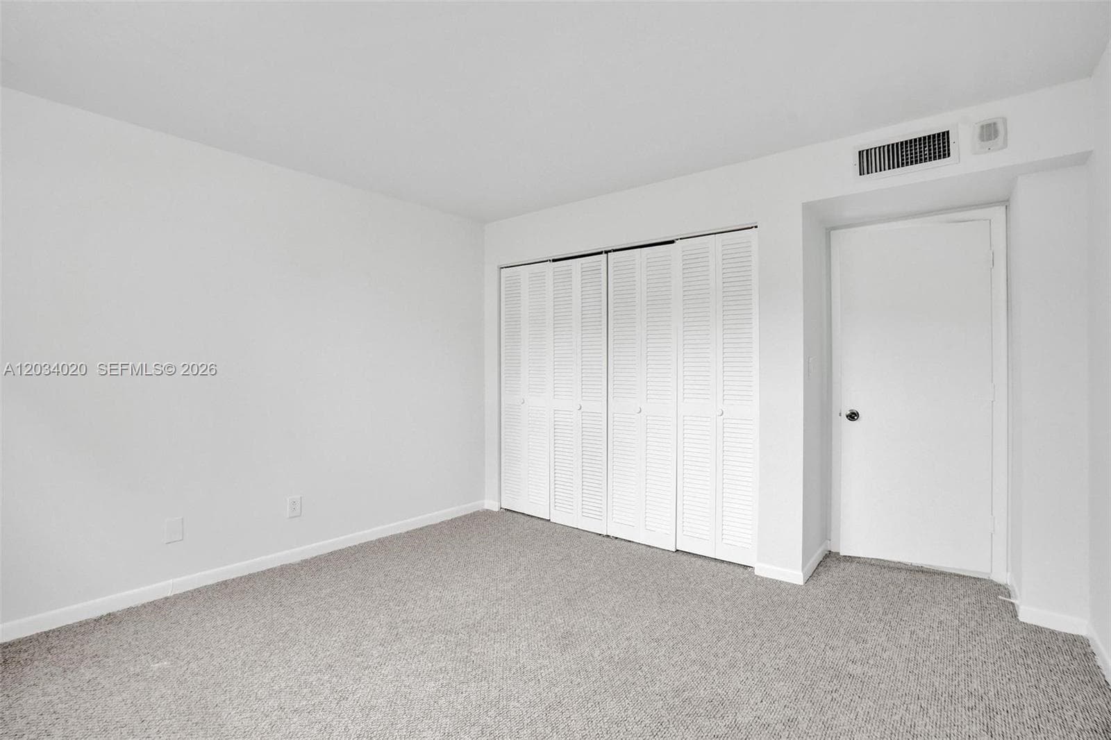 1849 S Ocean Dr 407 photo 8