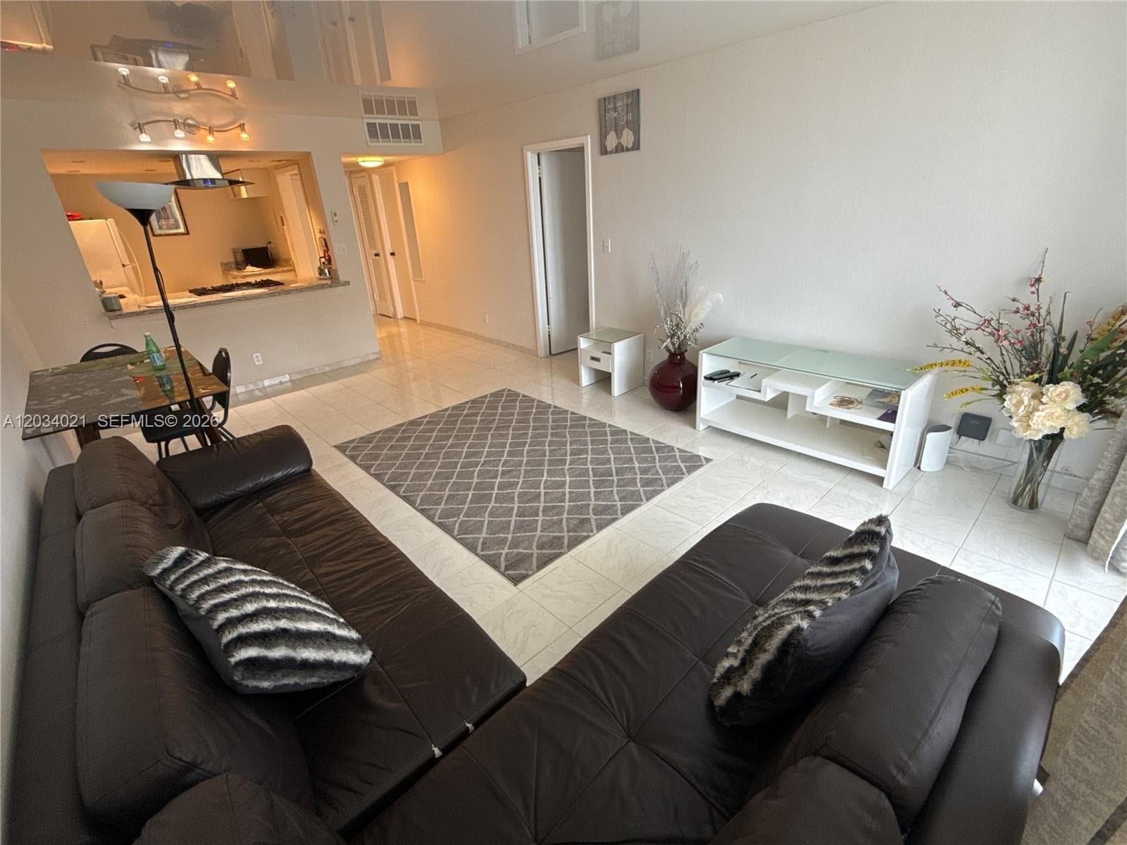 2030 S Ocean Dr 1511 photo 7