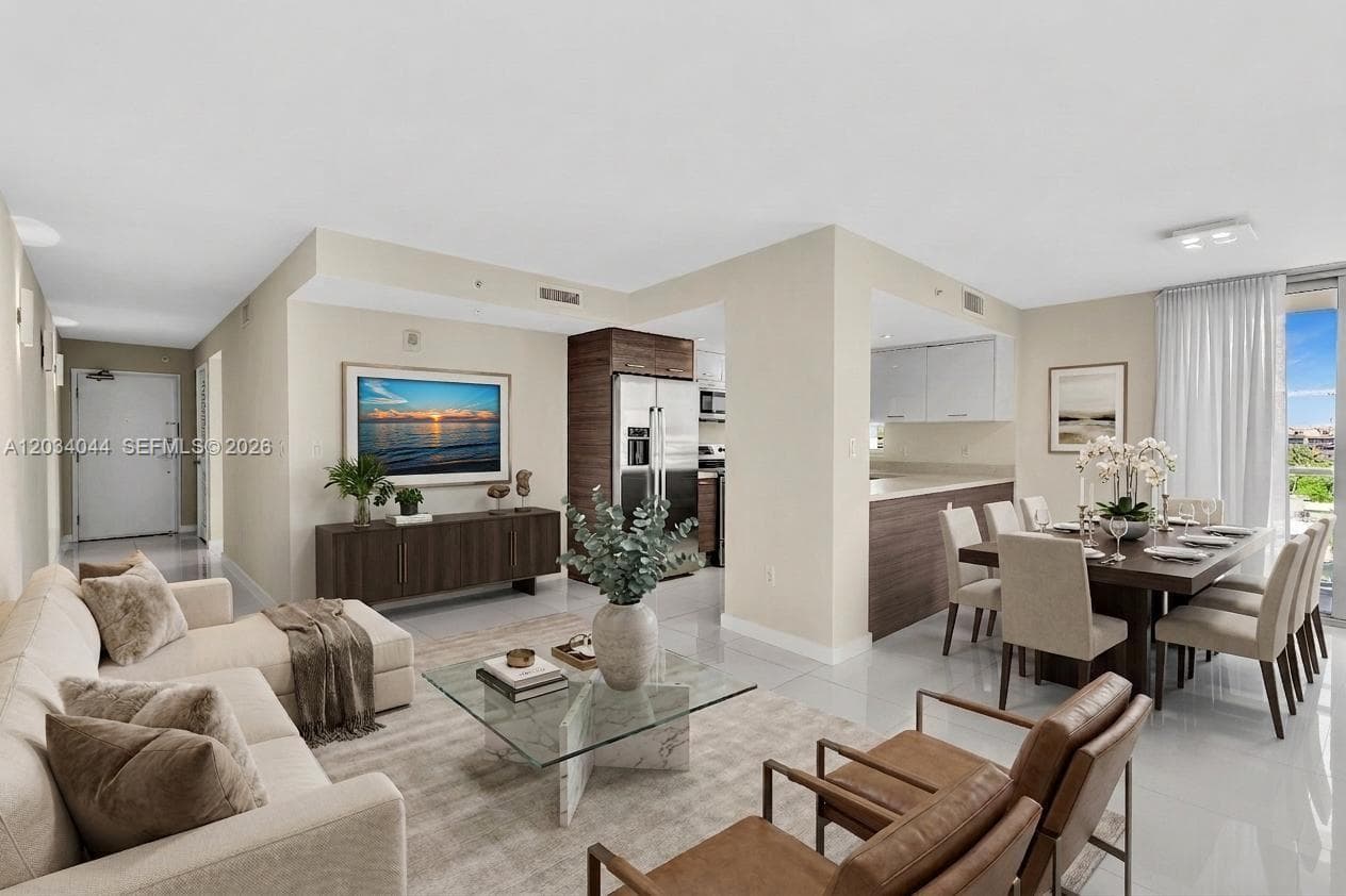 9901 E Bay Harbor Dr 803 photo 2
