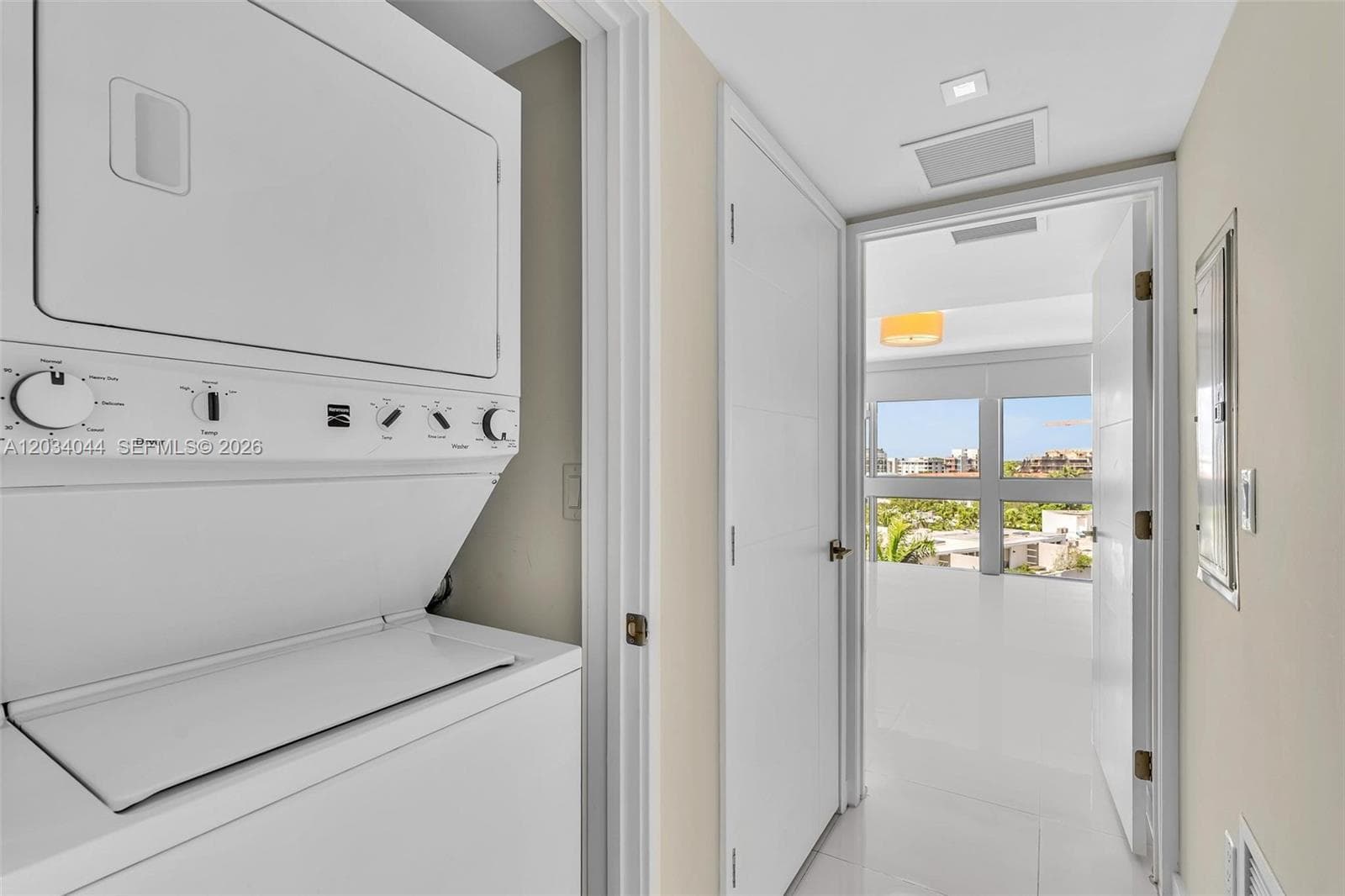 9901 E Bay Harbor Dr 803 photo 8