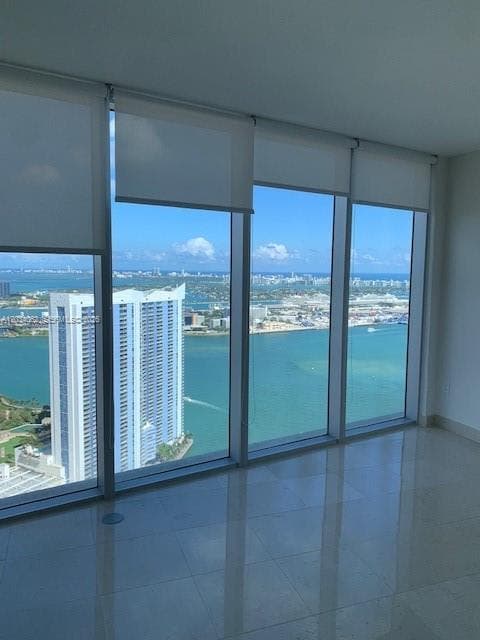 465 Brickell Ave 4902 photo 4