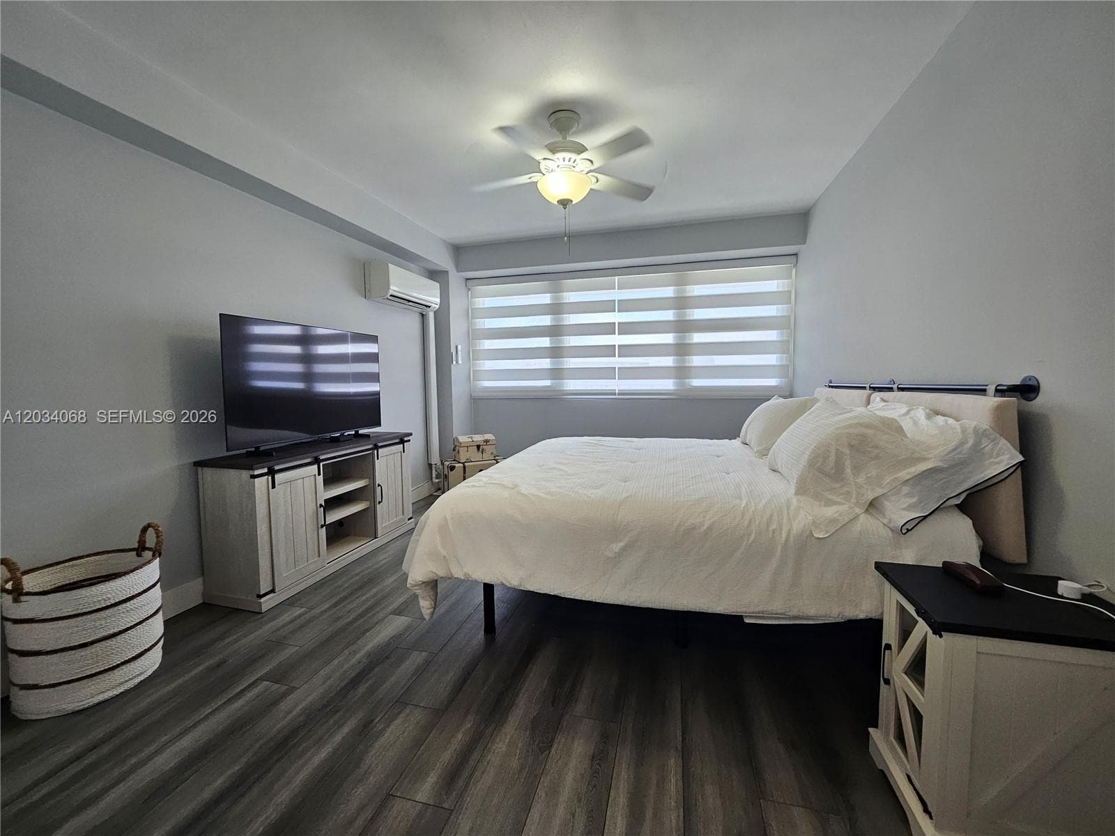 1900 S Ocean Dr 1704 photo 5