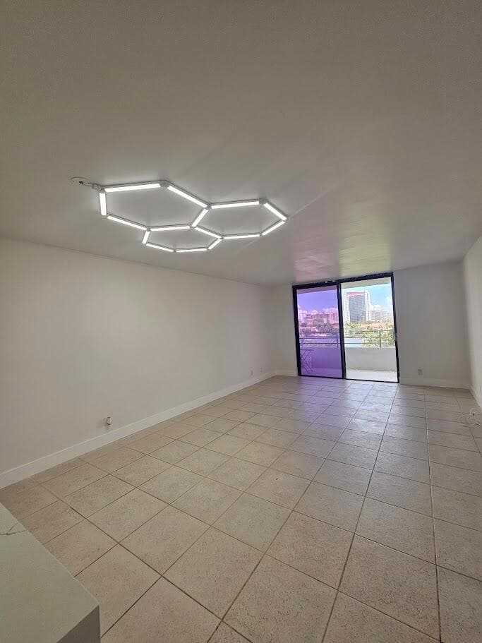 600 Three Islands Boulevard 620 photo 7