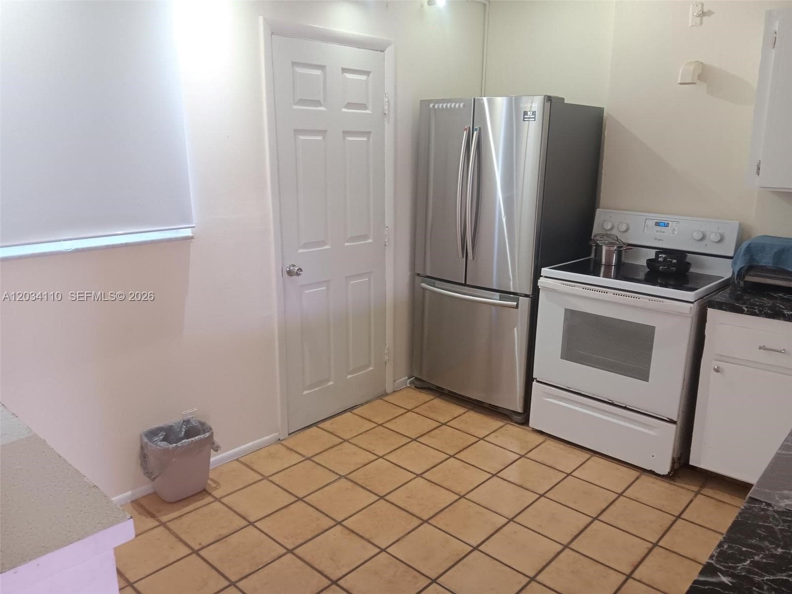 3545 NE 166th St 304 photo 5