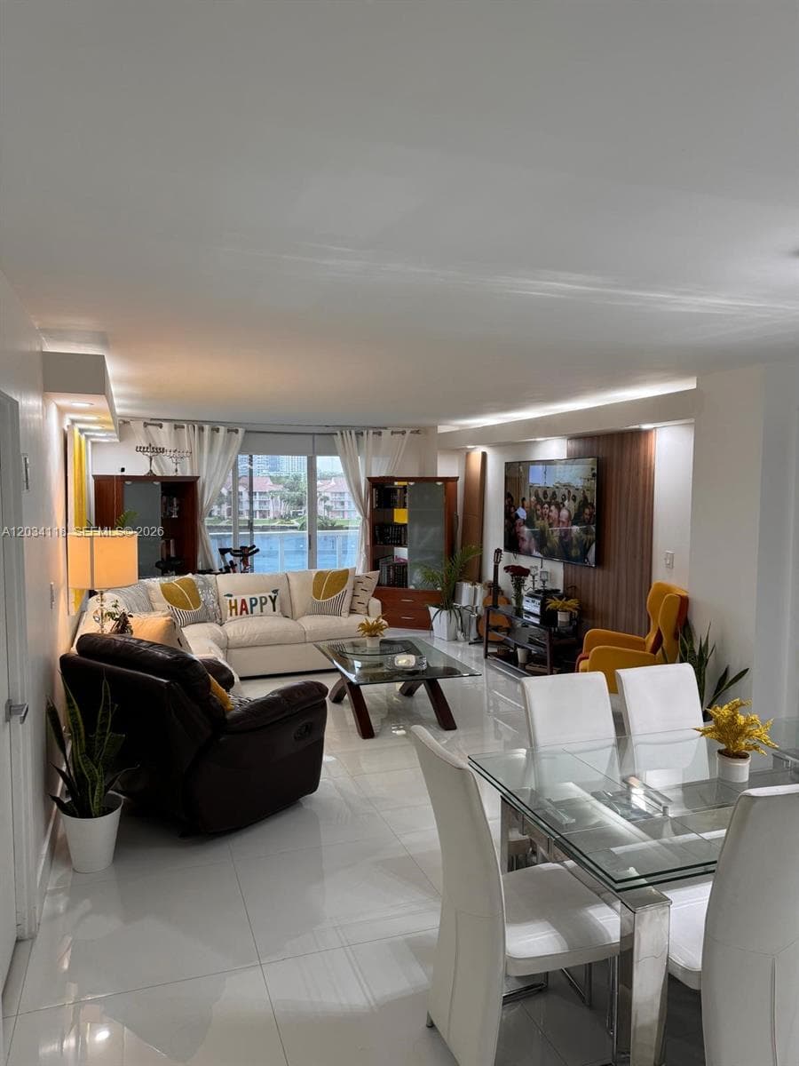 3800 S Ocean Dr 311 photo 16