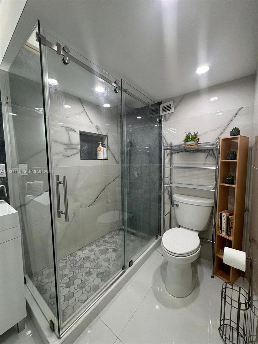 3800 S Ocean Dr 311 photo 24