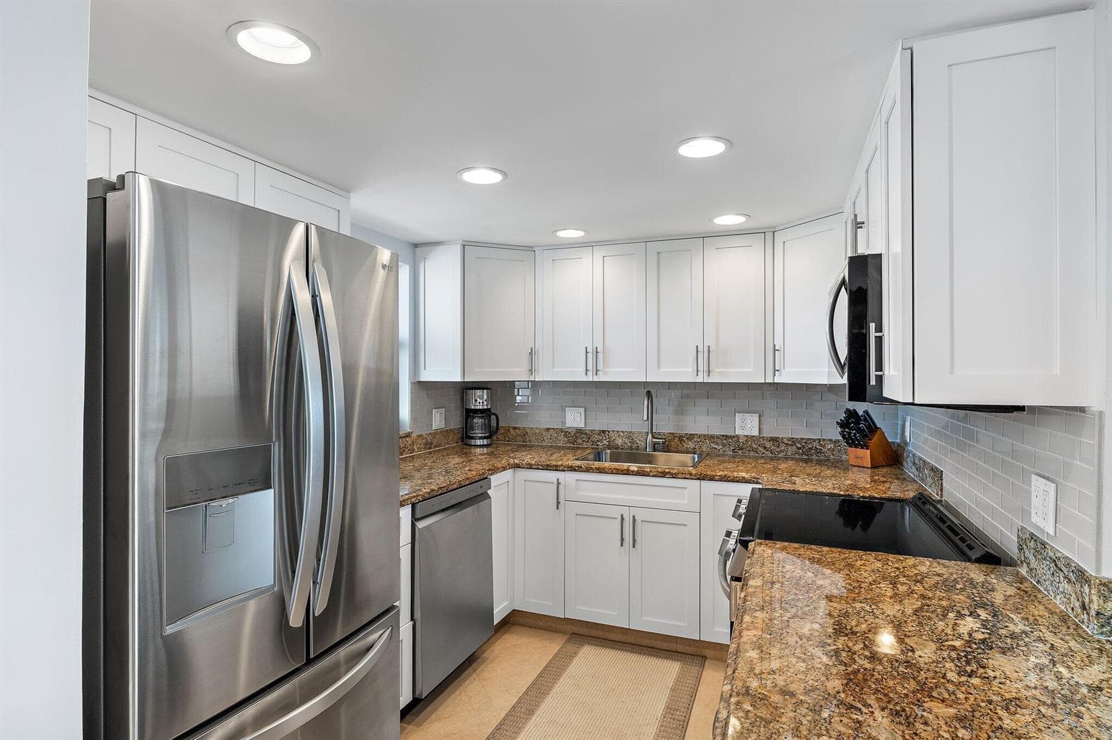 336 Golfview Road 619 photo 9