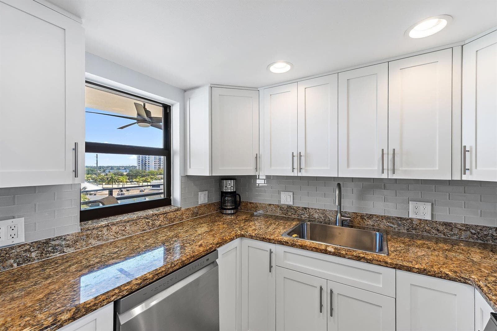 336 Golfview Road 619 photo 11