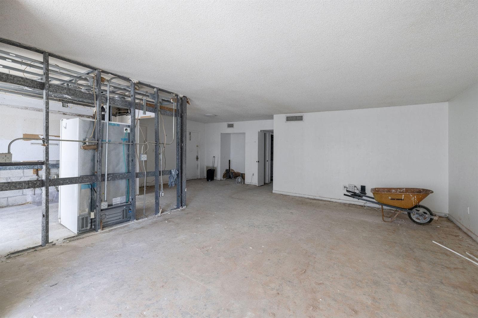 3100 NE 49th Street 306 photo 9