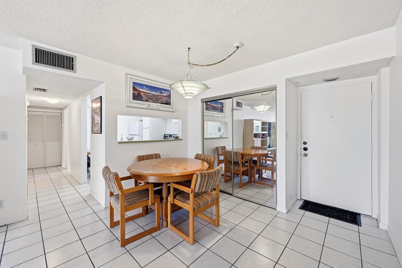 740 S Federal Highway 208 photo 18