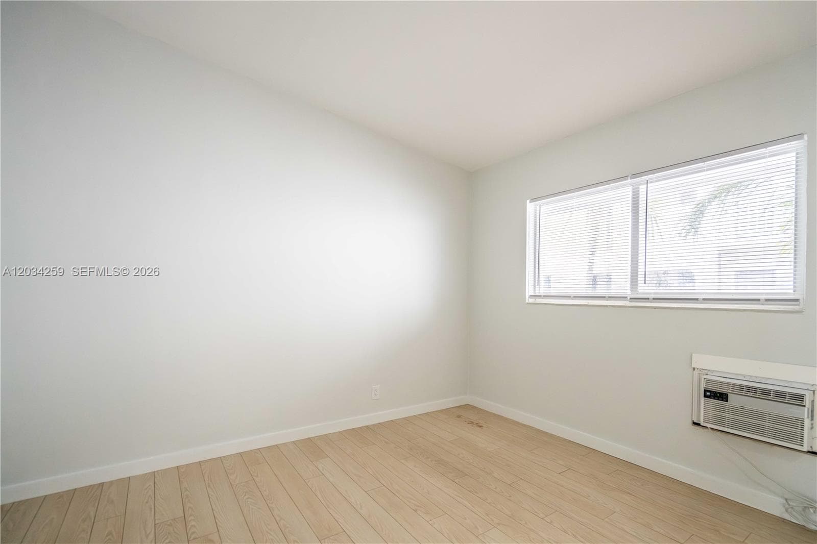 1750 S Treasure Dr 8 photo 10