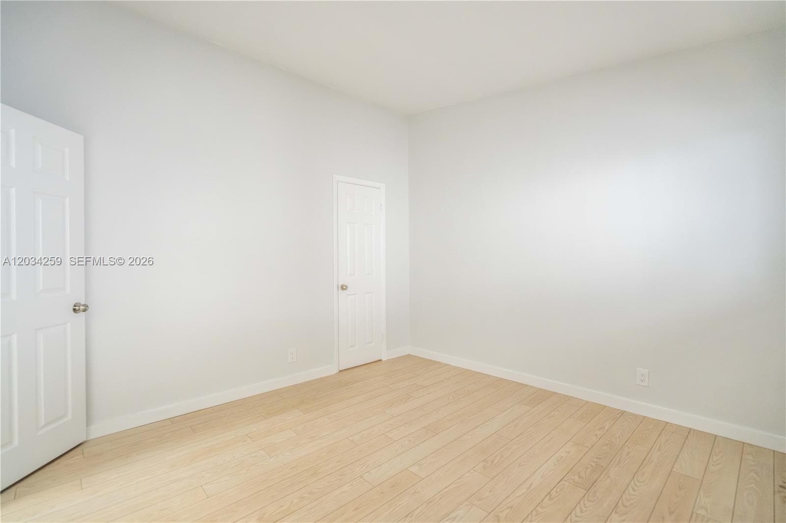 1750 S Treasure Dr 8 photo 11