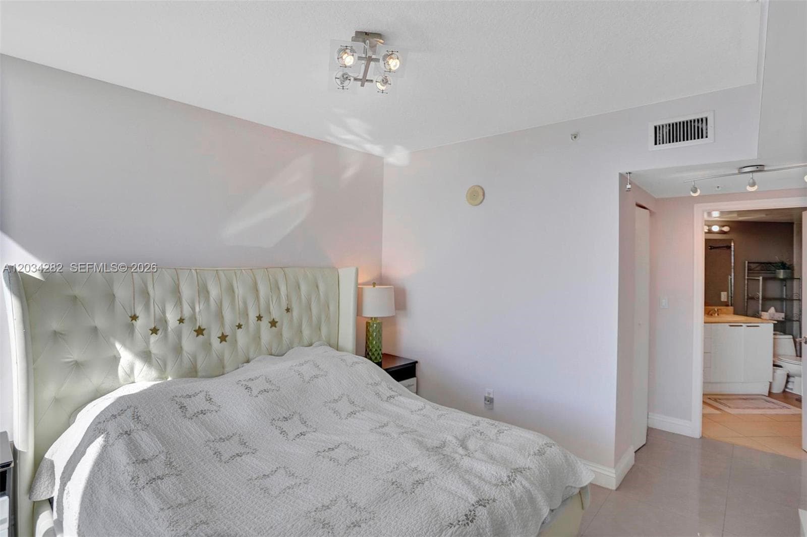 16699 Collins Ave 1410 photo 16