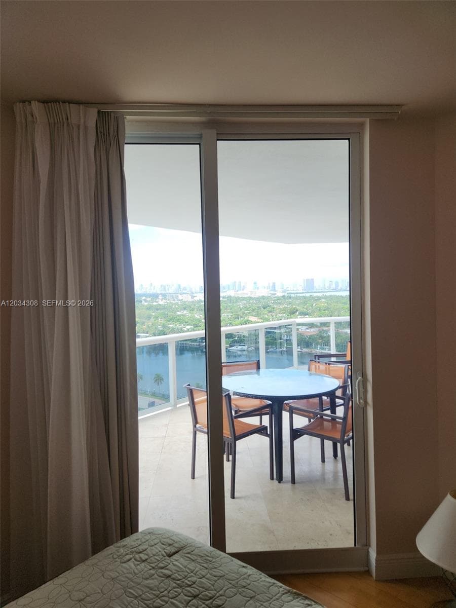 4779 Collins Ave 1804 photo 24